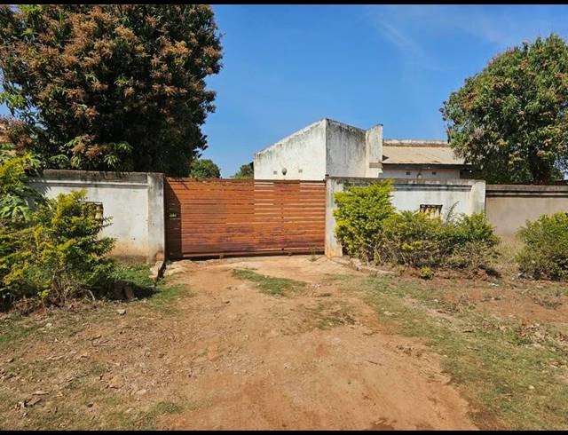 3 BEDROOM HOUSE FOR SALE IN MANIINI